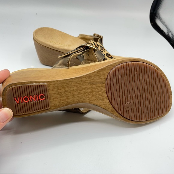 Vionic Tan & Brown Leather Animal Print Wedge Sandals 9 - Picture 6 of 9